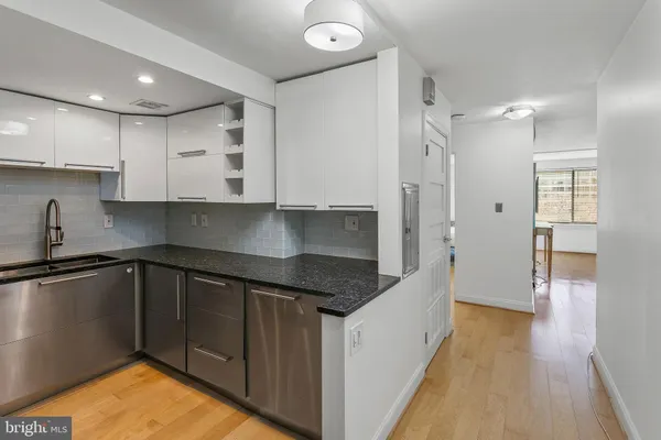 $439,000 | 3 Washington Circle Northwest, Unit 603, Washington, DC 20037