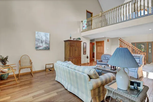 $750,000 | 21824 Deep Lake Road, Richmond, MN 56368