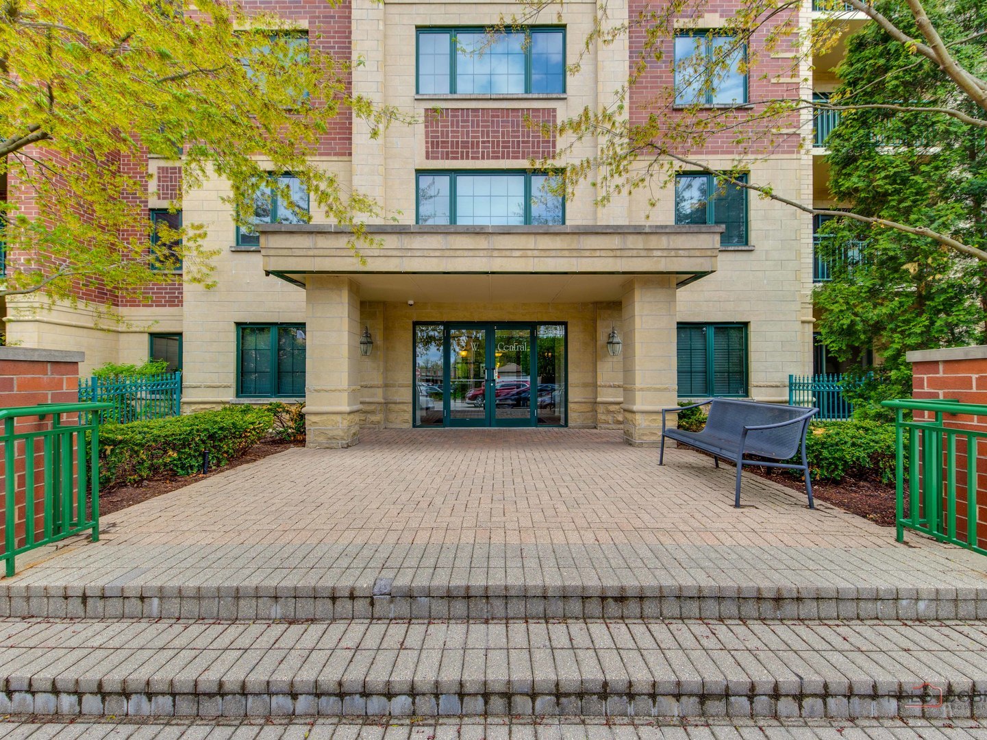5 West Central Road, Unit 512 Mount Prospect, IL 60056 - Photo 1 of 29 Gallery Image 1
