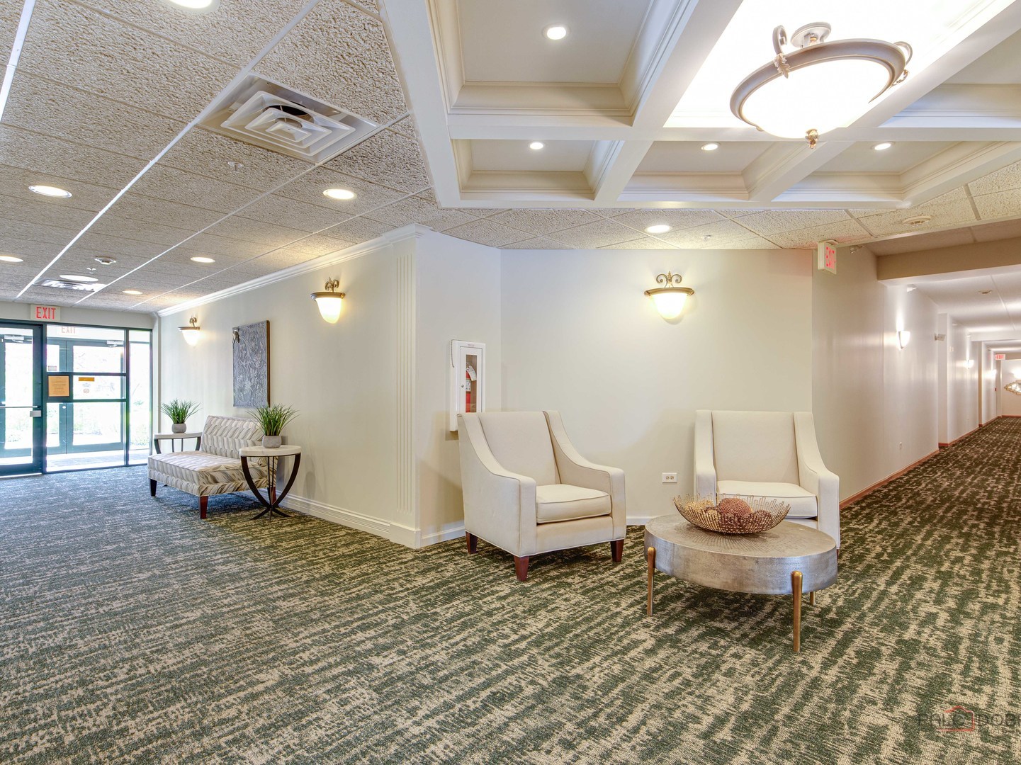 5 West Central Road, Unit 512 Mount Prospect, IL 60056 - Photo 2 of 29 Gallery Image 2