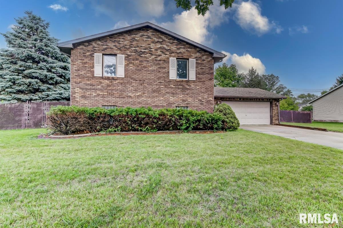 508 Golf Road Springfield, IL 62704 - Photo 2 of 30