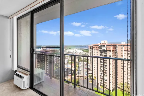 $395,000 | 98-500 Koauka Loop, Unit 22M, Aiea, HI 96701