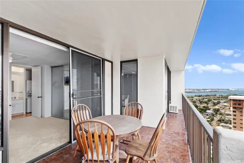 $395,000 | 98-500 Koauka Loop, Unit 22M, Aiea, HI 96701