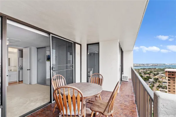 $395,000 | 98-500 Koauka Loop, Unit 22M, Aiea, HI 96701