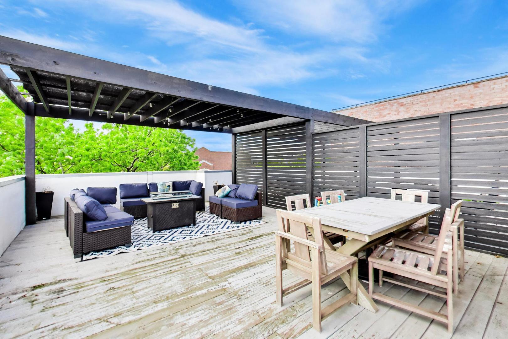 2140 West Rice Street, Unit 2E Chicago, IL 60622 - Photo 28 of 33 Gallery Image 28