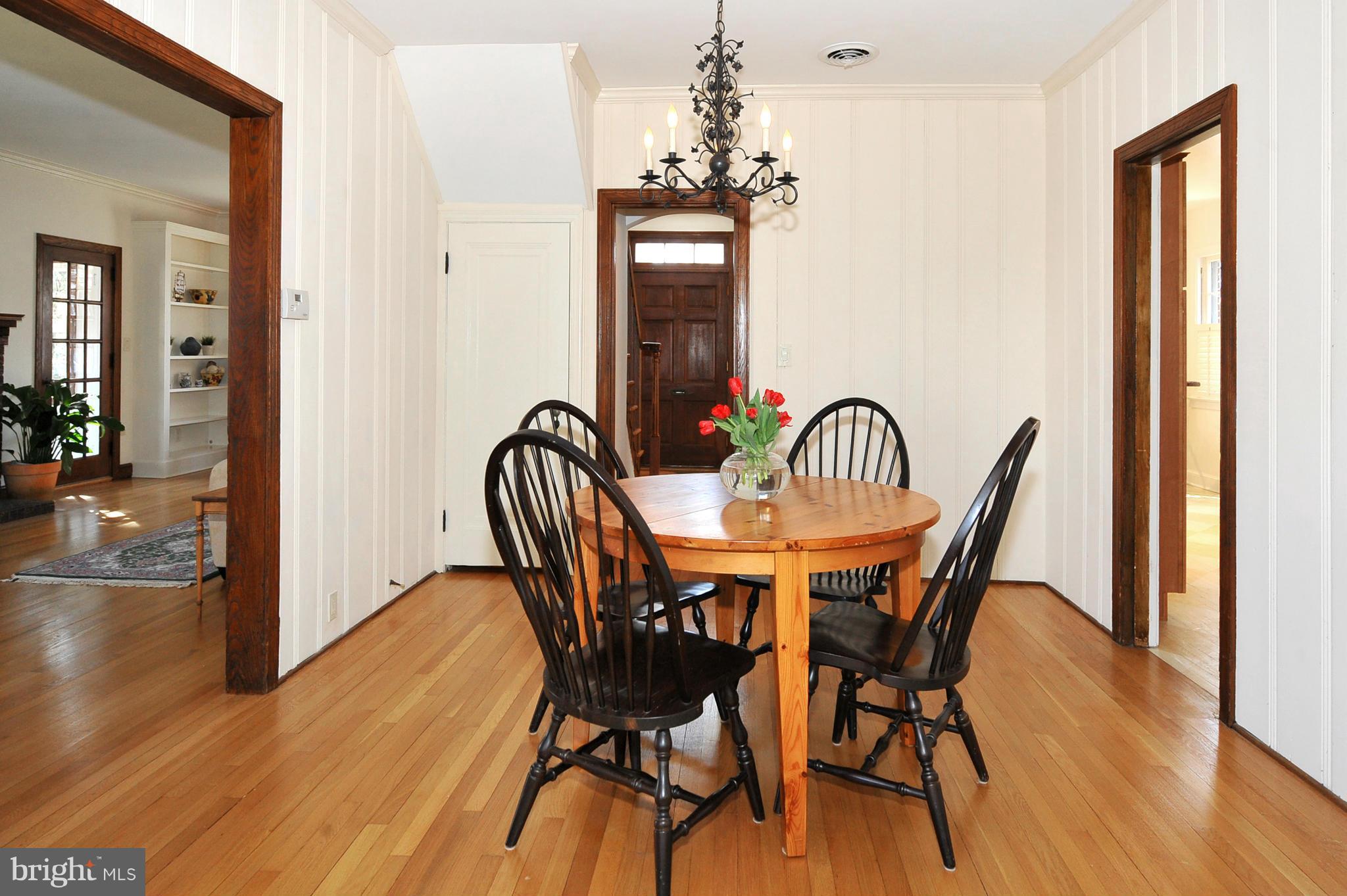 9401 Saybrook Avenue Silver Spring, MD 20901 - Photo 8 of 30 Dining Room