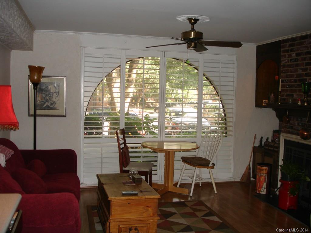 5803 Sharon Road, Unit G Charlotte, NC 28210 - Photo 8 of 15 Gallery Image 8