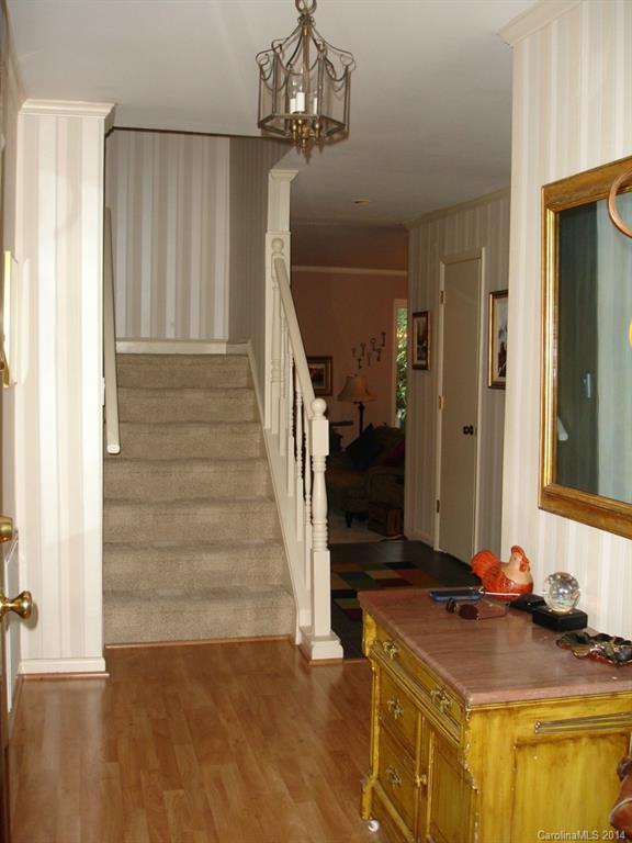 5803 Sharon Road, Unit G Charlotte, NC 28210 - Photo 10 of 15 Gallery Image 10