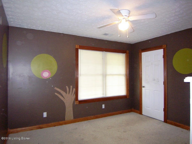 6290 Loretto Road Bardstown, KY 40004 - Photo 12 of 21 11 BED 2