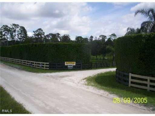 2550 B Road Loxahatchee, FL 33470 - Photo 1 of 6 Front