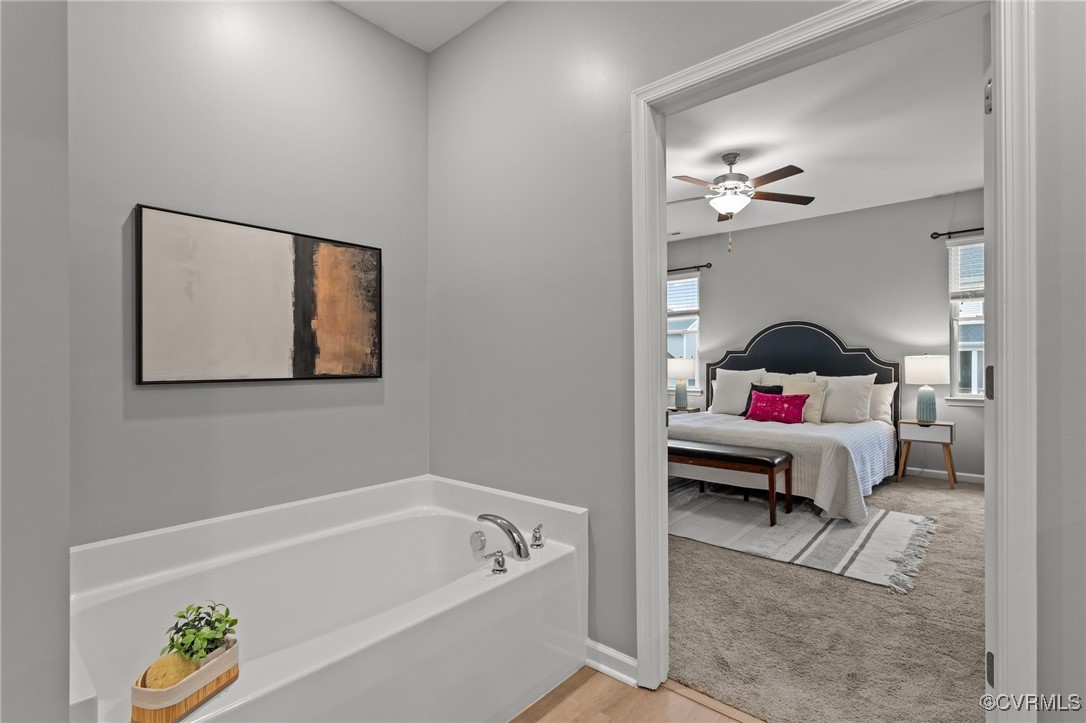 15624 Cedarville Drive Midlothian, VA 23112 - Photo 26 of 49 a living room with a couch