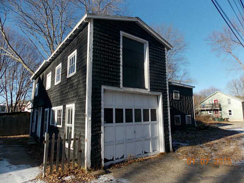 16 Broad Street Coventry, RI 02816 - Photo 3 of 16 Exterior Front.