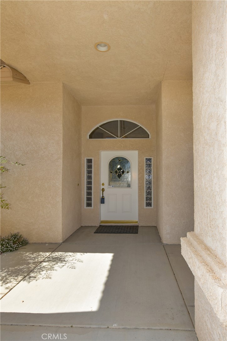 20690 Rancherias Road Apple Valley, CA 92307 - Photo 14 of 69