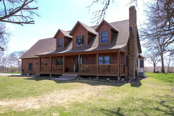 $669,900 | 11297 220th Street, Silver Lake, MN 55381