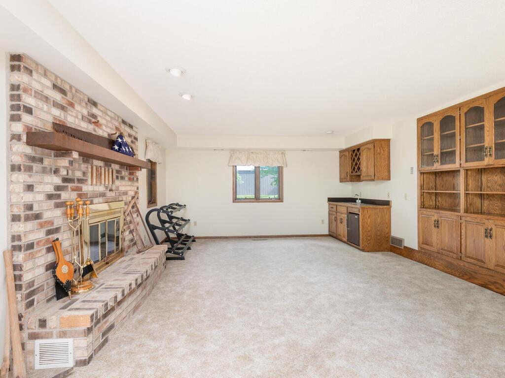 1760 Mt Hope Road Carver, MN 55315 - Photo 25 of 37