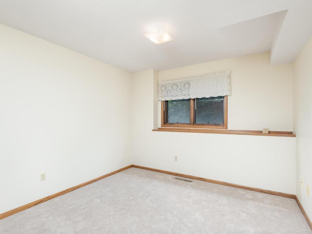 1760 Mt Hope Road Carver, MN 55315 - Photo 27 of 37