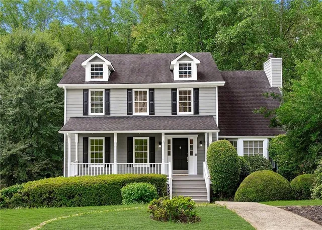 $575,000 | 2835 Shurburne Drive, Alpharetta, GA 30022