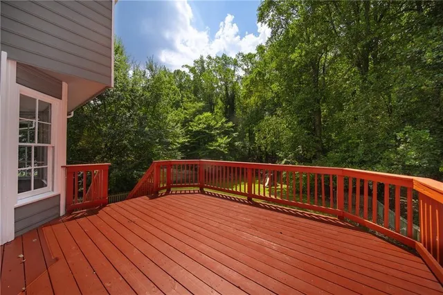 a view of an outdoor space