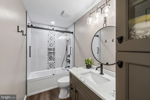 $939,000 | 18 Wesley Woods Court, Kingsville, MD 21087