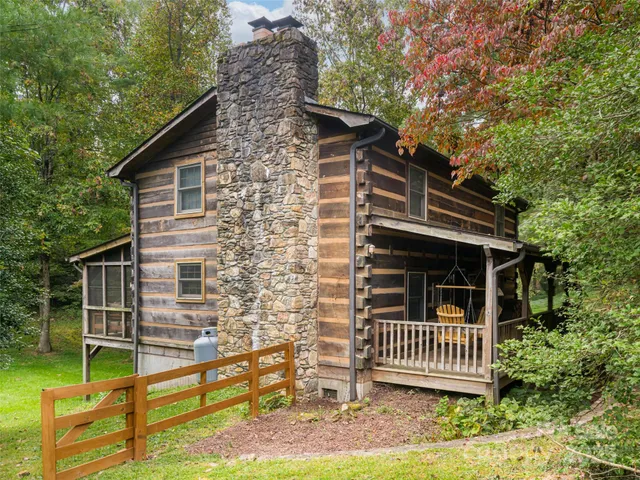 $530,000 | 1229 Upper Brush Creek Road, Fairview, NC 28730