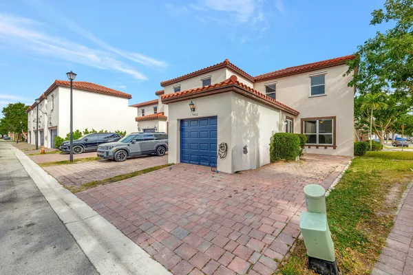 $3,300 | 9480 Southwest 171st Avenue, Miami, FL 33196