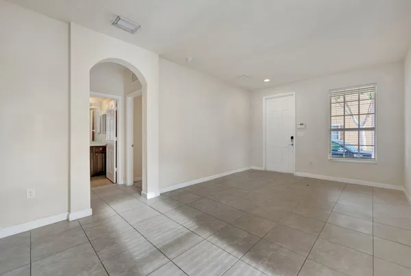 $3,300 | 9480 Southwest 171st Avenue, Miami, FL 33196