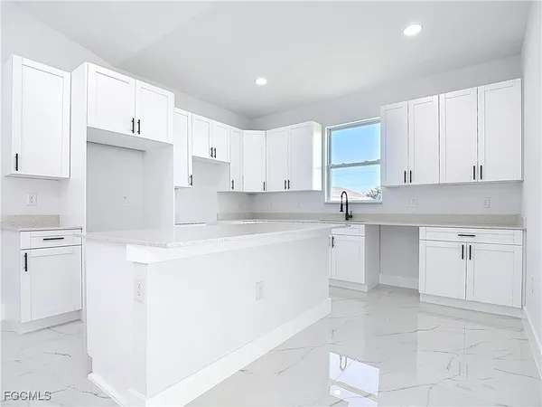 $2,100 | 5000 Bygone Street, Lehigh Acres, FL 33971