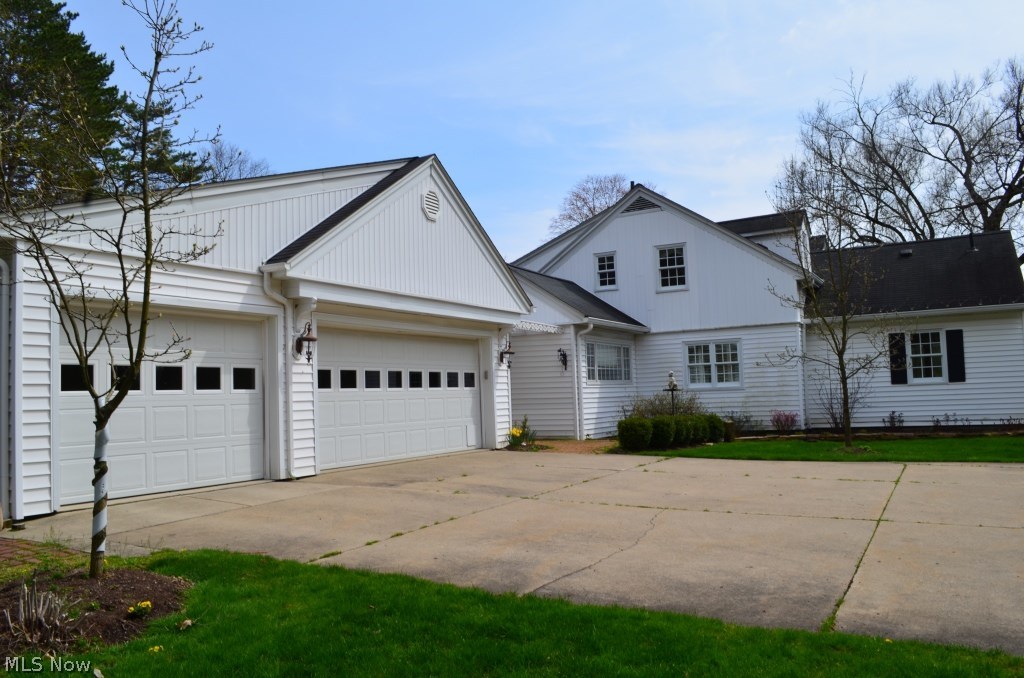 3509 Shade Road Akron, OH 44333 - Photo 20 of 30