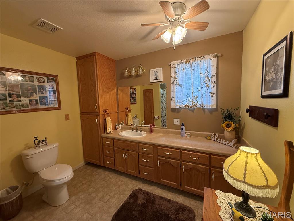 34 Foote Lane Road Eldon, MO 65026 - Photo 16 of 52