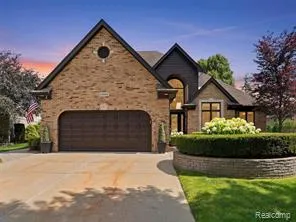 $600,000 | 54544 Waubay Drive, Macomb, MI 48042