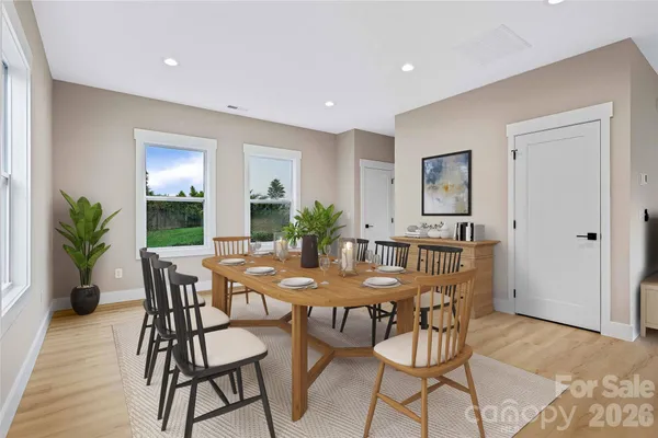 $439,900 | 612 Beehive Road, Hendersonville, NC 28792