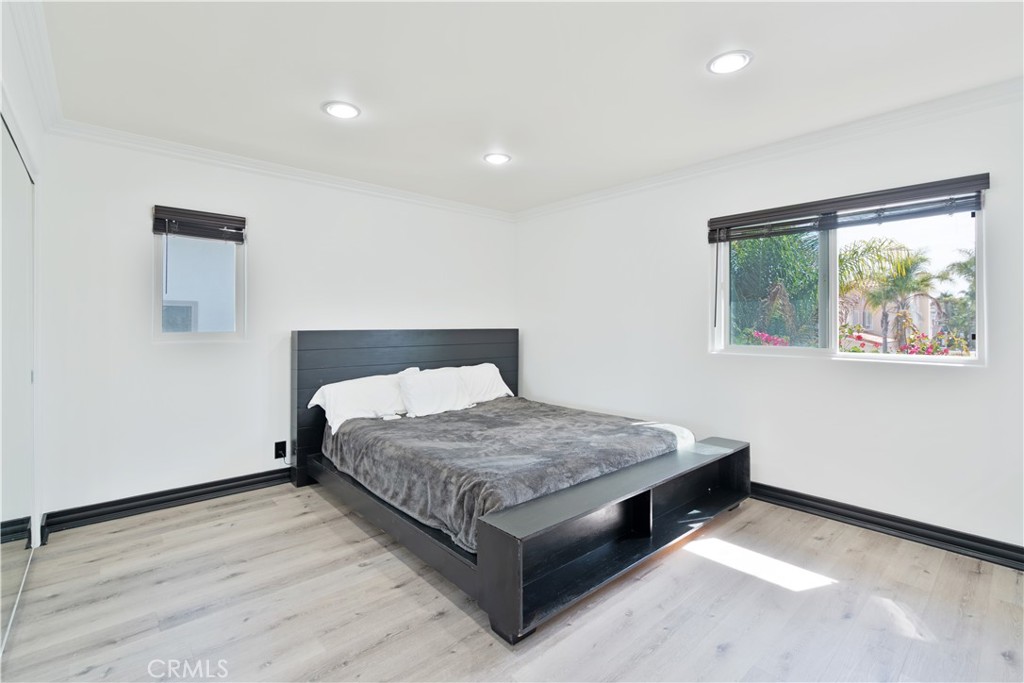 2355 Peninsula Road Oxnard, CA 93035 - Photo 28 of 49 Gallery Image 28