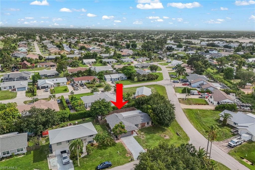 8110 Valencia Road Fort Myers, FL 33967 - Photo 3 of 27 Gallery Image 3