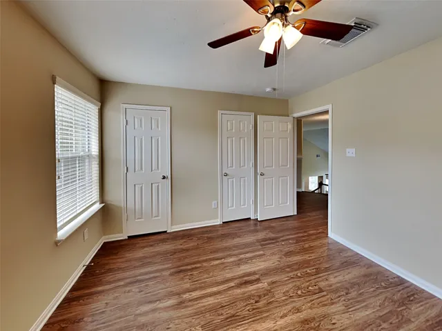 $2,375 | 4919 Chase Wick Drive, Bacliff, TX 77518