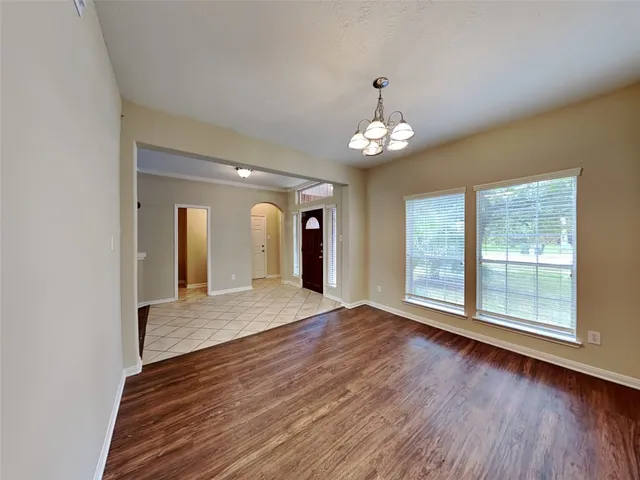 $2,375 | 4919 Chase Wick Drive, Bacliff, TX 77518