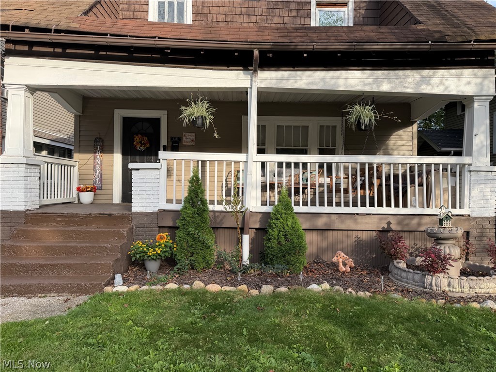 1333 Manchester Road Akron, OH 44307 - Photo 2 of 29 Gallery Image 2