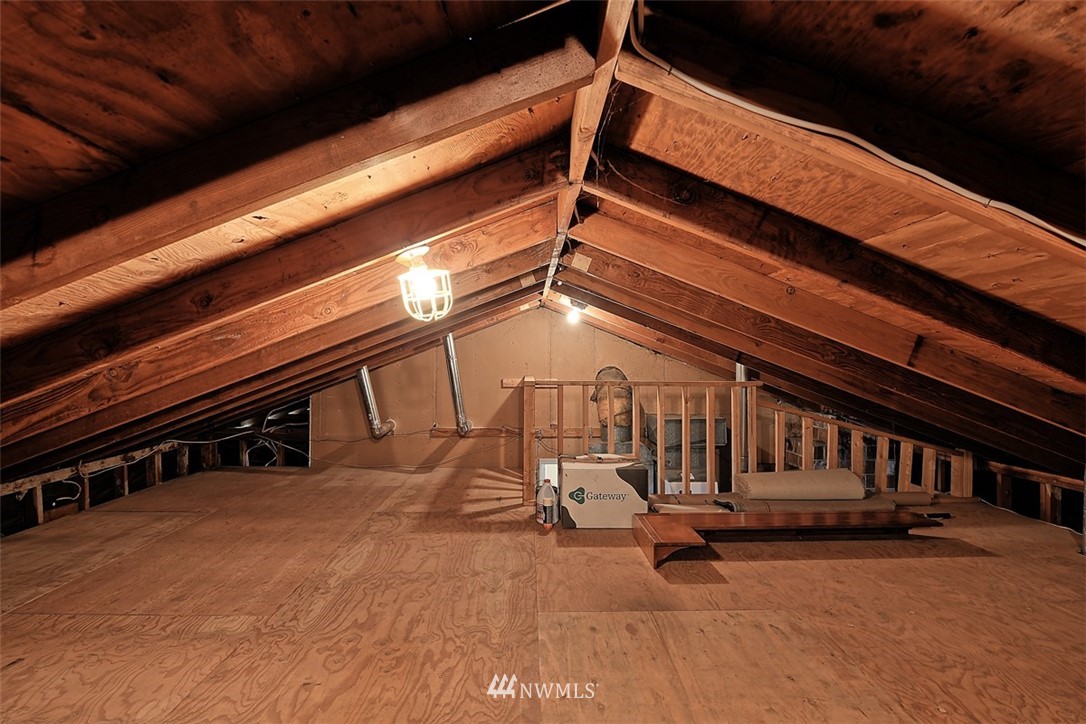10460 Northeast 201st Street Bothell, WA 98011 - Photo 25 of 25 Gallery Image 25