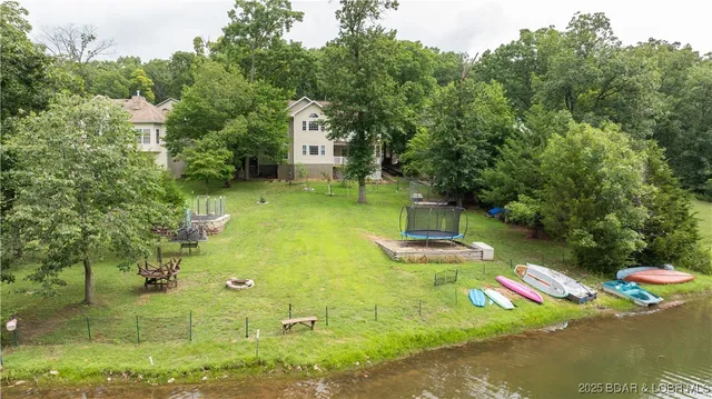 $559,900 | 328 Albany Drive, Four Seasons, MO 65049