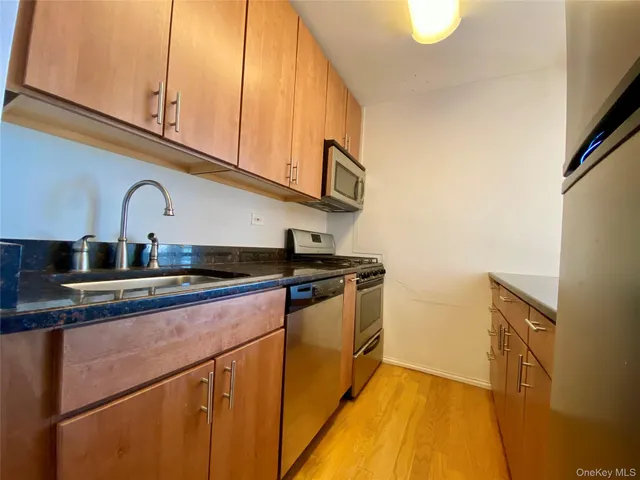 $304,900 | 200 Cozine Avenue, Unit 9K | East New York
