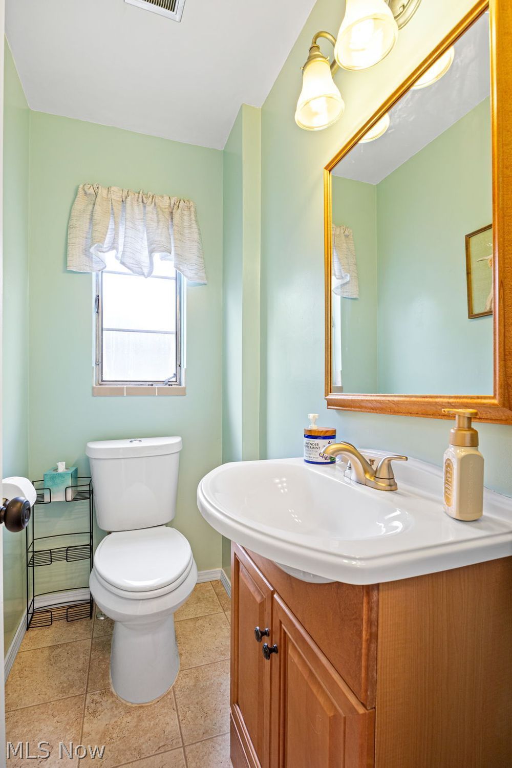 2476 Thurmont Road Akron, OH 44313 - Photo 22 of 27 Gallery Image 22