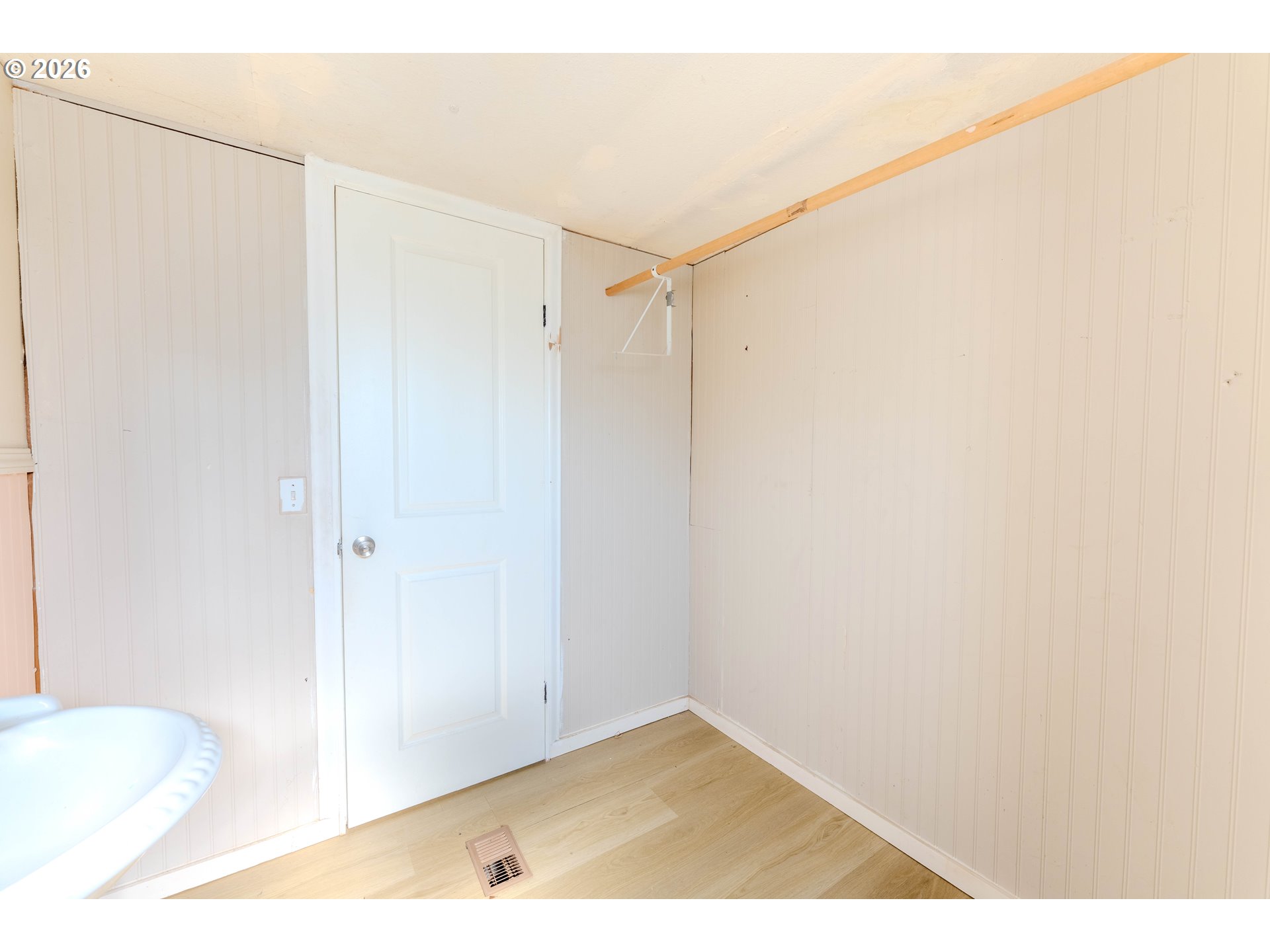 1999 Jansen Way, Unit 66 Woodburn, OR 97071 - Photo 15 of 26 a view of a small space