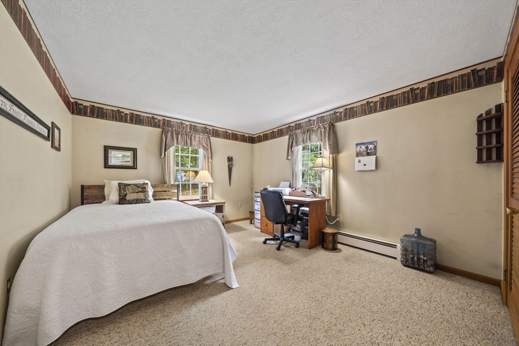 20 Aldana Road Halifax, MA 02338 - Photo 16 of 34
