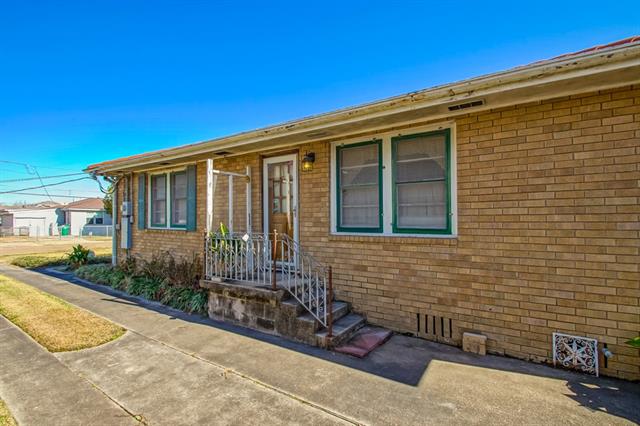 1112 Kepler Street Gretna, LA 70053 - Photo 5 of 25