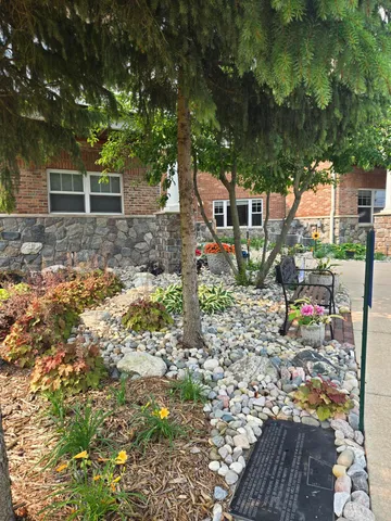 $275,000 | 301 North Lake Street, Unit 104, Cadillac, MI 49601