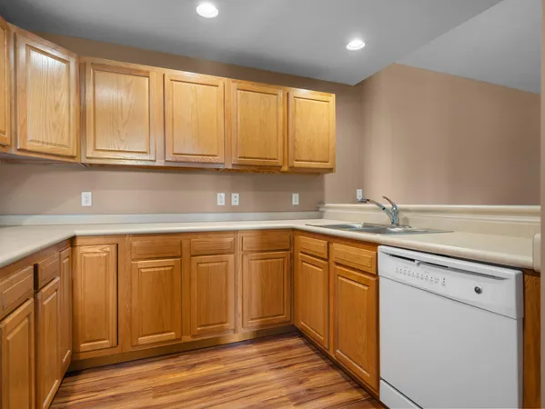 $275,000 | 301 North Lake Street, Unit 104, Cadillac, MI 49601