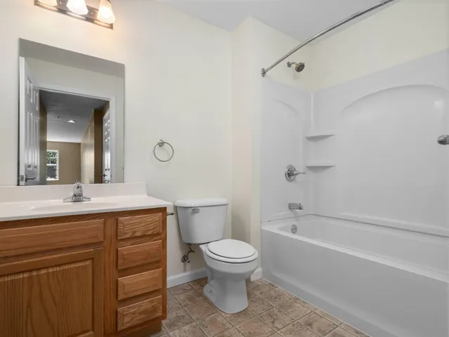 $275,000 | 301 North Lake Street, Unit 104, Cadillac, MI 49601