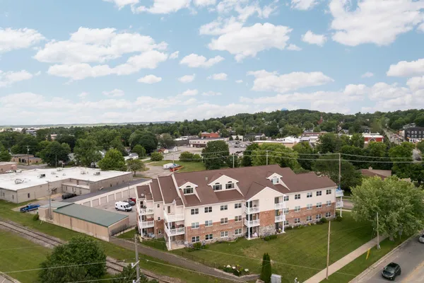 $275,000 | 301 North Lake Street, Unit 104, Cadillac, MI 49601