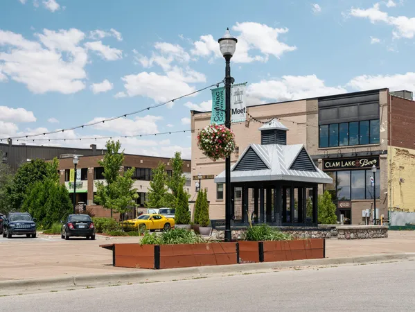 $275,000 | 301 North Lake Street, Unit 104, Cadillac, MI 49601