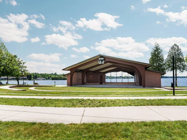 $275,000 | 301 North Lake Street, Unit 104, Cadillac, MI 49601