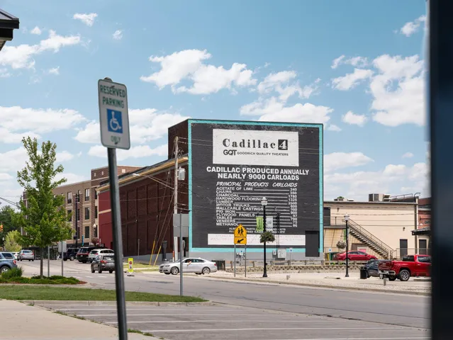 $275,000 | 301 North Lake Street, Unit 104, Cadillac, MI 49601